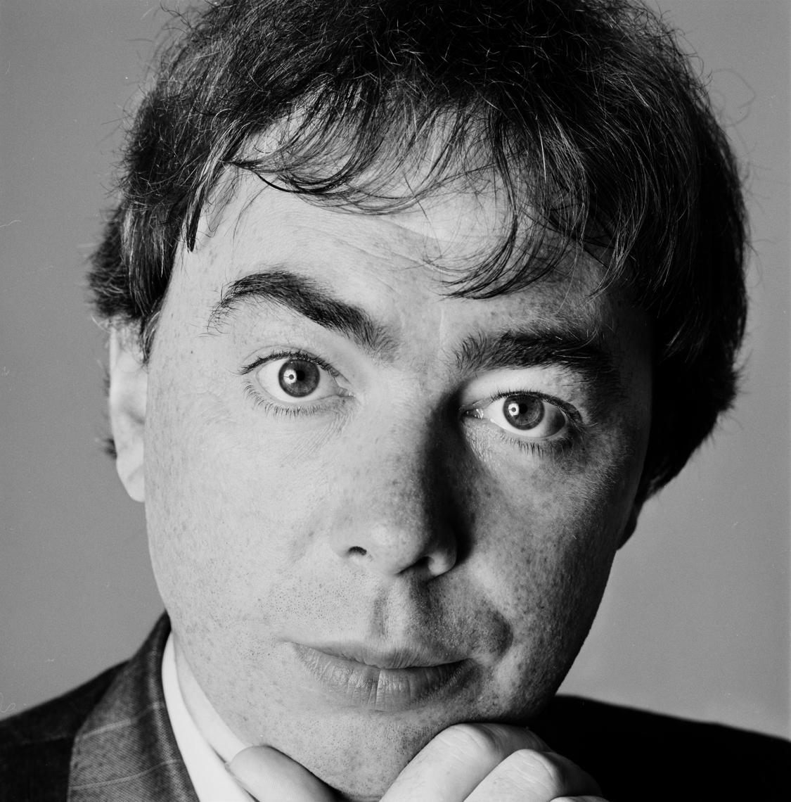 ANDREW_LOYD_WEBBER_001_being_retouched.jpg