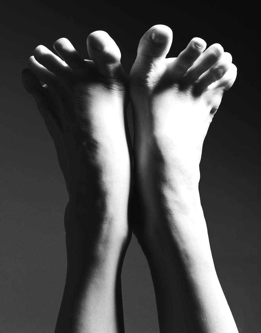 DEANNA_FEET-2